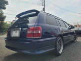 2006 Toyota Crown Estate 2.5 Van for sale, Japanese used car export - photo 2 of 20 | GULJI TRADERS
