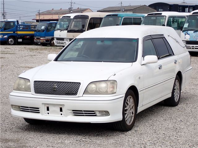 2006 Toyota Crown Estate Van for sale, Japanese used car export - photo 1 of 78 | GULJI TRADERS