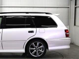 2006 Toyota Crown Estate Van for sale, Japanese used car export - photo 6 of 30 | GULJI TRADERS