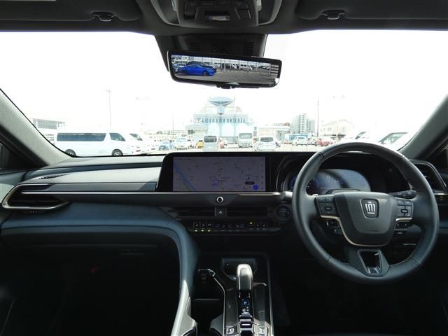 2025 Toyota Crown Estate 2.5 PHEV RS 4WD Van for sale, Japanese used car export - photo 1 of 29 | GULJI TRADERS