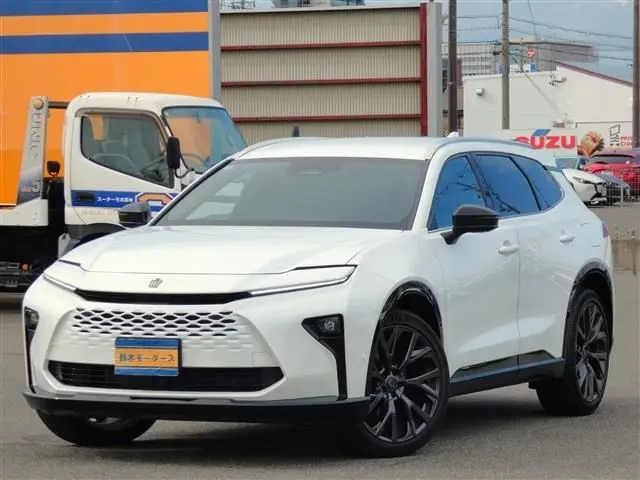 2025 Toyota Crown Estate 2.5 Z 4WD Pearl Van for sale, Japanese used car export | GULJI TRADERS