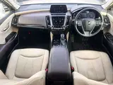 2018 Toyota Crown Hybrid S_CPk Silver Sedan for sale, Japanese used car export - photo 3 of 9 | GULJI TRADERS