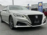 2018 Toyota Crown Hybrid G Panoramic View Monitor Silver Sedan for sale, Japanese used car export - photo 3 of 52 | GULJI TRADERS