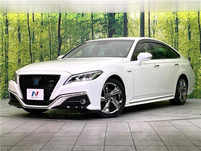 2018 Toyota Crown Hybrid - photo 1 2018 Toyota Crown Hybrid Sedan for sale, Japanese used car export - photo 1 of 30 | GULJI TRADERS