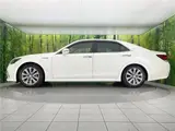 2018 Toyota Crown Hybrid Athlete S J-Frontier Limited Pearl Sedan for sale, Japanese used car export - photo 18 of 30 | GULJI TRADERS