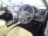 2018 Toyota Crown Hybrid Royal Saloon ★ Genuine Navigation System ★ Full-Seg TV ★ Backup Camera ★ Seat H&amp;C Pearl Sedan for sale, Japanese used car export - photo 13 of 63 | GULJI TRADERS