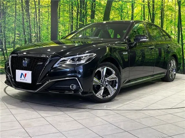 2018 Toyota Crown Hybrid RS Four Black Sedan for sale, Japanese used car export - photo 1 of 30 | GULJI TRADERS