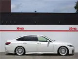 2018 Toyota Crown Hybrid RS, TRD aero kit, BLITZ coilovers, WORK 20-inch alloy wheels. Pearl Sedan for sale, Japanese used car export - photo 27 of 59 | GULJI TRADERS