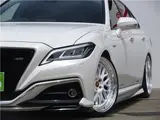 2018 Toyota Crown Hybrid RS, TRD aero kit, BLITZ coilovers, WORK 20-inch alloy wheels. Pearl Sedan for sale, Japanese used car export - photo 38 of 59 | GULJI TRADERS
