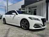 2018 Toyota Crown Hybrid RS Advance sunroof, TOM'S front lip, D inner mirrors. Pearl Sedan for sale, Japanese used car export - photo 4 of 65 | GULJI TRADERS