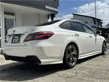 2018 Toyota Crown Hybrid RS Advance sunroof, TOM'S front lip, D inner mirrors. Pearl Sedan for sale, Japanese used car export - photo 8 of 65 | GULJI TRADERS