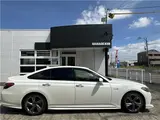 2018 Toyota Crown Hybrid RS Advance sunroof, TOM'S front lip, D inner mirrors. Pearl Sedan for sale, Japanese used car export - photo 14 of 65 | GULJI TRADERS