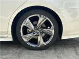 2018 Toyota Crown Hybrid RS Advance sunroof, TOM'S front lip, D inner mirrors. Pearl Sedan for sale, Japanese used car export - photo 30 of 65 | GULJI TRADERS
