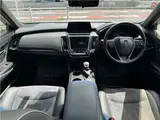 2018 Toyota Crown Hybrid RS Advance sunroof, TOM'S front lip, D inner mirrors. Pearl Sedan for sale, Japanese used car export - photo 31 of 65 | GULJI TRADERS