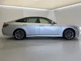 2018 Toyota Crown Hybrid G-Executive Silver Sedan for sale, Japanese used car export - photo 16 of 30 | GULJI TRADERS