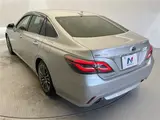 2018 Toyota Crown Hybrid G-Executive Silver Sedan for sale, Japanese used car export - photo 28 of 30 | GULJI TRADERS