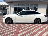 2018 Toyota Crown Hybrid RS Advance Pearl Sedan for sale, Japanese used car export - photo 11 of 30 | GULJI TRADERS