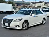 2018 Toyota Crown Hybrid Royal Saloon USS rated 4.5 points Pearl Sedan for sale, Japanese used car export - photo 1 of 14 | GULJI TRADERS