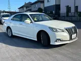 2018 Toyota Crown Hybrid Royal Saloon USS rated 4.5 points Pearl Sedan for sale, Japanese used car export - photo 2 of 14 | GULJI TRADERS