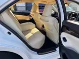 2018 Toyota Crown Hybrid Royal Saloon USS rated 4.5 points Pearl Sedan for sale, Japanese used car export - photo 10 of 14 | GULJI TRADERS