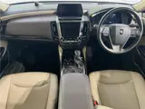 2018 Toyota Crown Hybrid G Pearl Sedan for sale, Japanese used car export - photo 23 of 30 | GULJI TRADERS