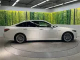 2018 Toyota Crown Hybrid G Pearl Sedan for sale, Japanese used car export - photo 28 of 30 | GULJI TRADERS