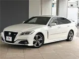 2018 Toyota Crown Hybrid RS Advance Pearl Sedan for sale, Japanese used car export - photo 1 of 30 | GULJI TRADERS