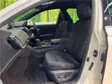 2018 Toyota Crown Hybrid S C Package Pearl Sedan for sale, Japanese used car export - photo 18 of 30 | GULJI TRADERS