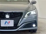 2018 Toyota Crown Hybrid G-Executive Silver Sedan for sale, Japanese used car export - photo 11 of 30 | GULJI TRADERS