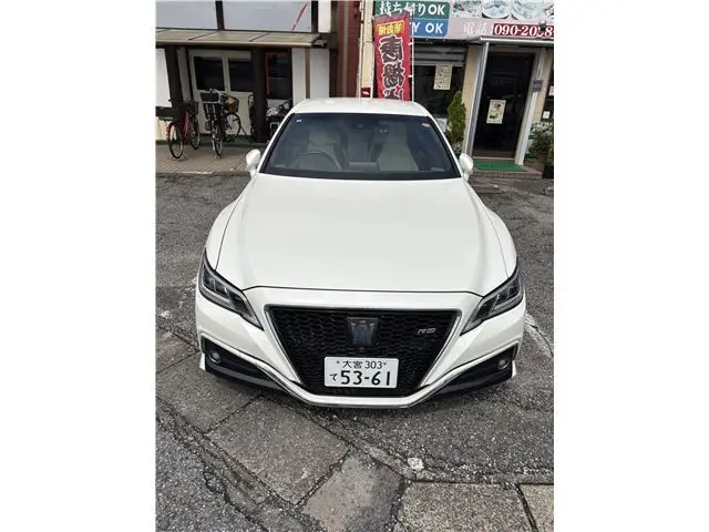 2018 Toyota Crown Hybrid RS Advance - photo 1 2018 Toyota Crown Hybrid RS Advance Pearl Sedan for sale, Japanese used car export - photo 1 of 10 | GULJI TRADERS