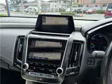 2018 Toyota Crown Hybrid RS Advance Pearl Sedan for sale, Japanese used car export - photo 5 of 10 | GULJI TRADERS
