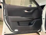 2018 Toyota Crown Hybrid S C Package Pearl Sedan for sale, Japanese used car export - photo 28 of 30 | GULJI TRADERS