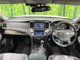 2018 Toyota Crown Hybrid Athlete S J-Frontier Limited Pearl Sedan for sale, Japanese used car export - photo 20 of 30 | GULJI TRADERS