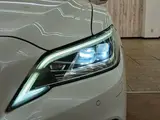 2018 Toyota Crown Hybrid G Pearl Sedan for sale, Japanese used car export - photo 11 of 50 | GULJI TRADERS