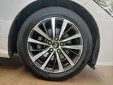 2018 Toyota Crown Hybrid G Pearl Sedan for sale, Japanese used car export - photo 13 of 50 | GULJI TRADERS