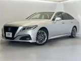 2018 Toyota Crown Hybrid G-Executive Silver Sedan for sale, Japanese used car export - photo 1 of 30 | GULJI TRADERS