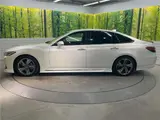 2018 Toyota Crown Hybrid RS Advance Pearl Sedan for sale, Japanese used car export - photo 22 of 30 | GULJI TRADERS