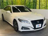 2018 Toyota Crown Hybrid G Pearl Sedan for sale, Japanese used car export - photo 14 of 30 | GULJI TRADERS