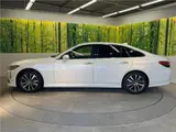 2018 Toyota Crown Hybrid G Pearl Sedan for sale, Japanese used car export - photo 17 of 30 | GULJI TRADERS