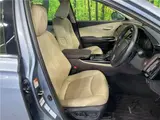 2018 Toyota Crown Hybrid G Four Silver Sedan for sale, Japanese used car export - photo 17 of 30 | GULJI TRADERS