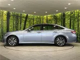 2018 Toyota Crown Hybrid G Four Silver Sedan for sale, Japanese used car export - photo 25 of 30 | GULJI TRADERS