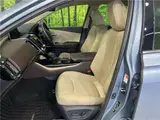 2018 Toyota Crown Hybrid G Four Silver Sedan for sale, Japanese used car export - photo 29 of 30 | GULJI TRADERS