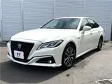 2018 Toyota Crown Hybrid S C Package Pearl Sedan for sale, Japanese used car export - photo 17 of 30 | GULJI TRADERS