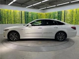2018 Toyota Crown Hybrid G Sedan for sale, Japanese used car export - photo 16 of 30 | GULJI TRADERS