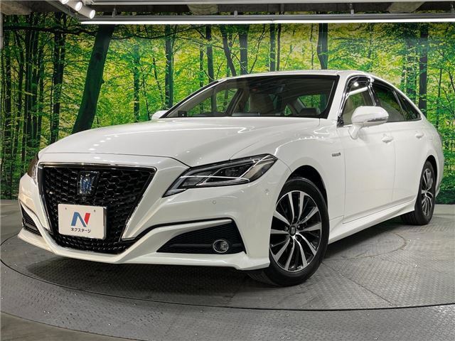2018 Toyota Crown Hybrid S Sedan for sale, Japanese used car export - photo 1 of 30 | GULJI TRADERS