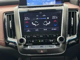 2018 Toyota Crown Hybrid RS Sedan for sale, Japanese used car export - photo 18 of 50 | GULJI TRADERS