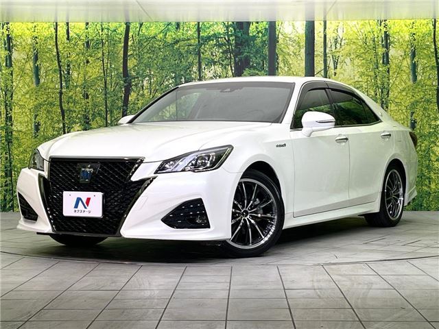 2018 Toyota Crown Hybrid - photo 1 2018 Toyota Crown Hybrid Sedan for sale, Japanese used car export - photo 1 of 30 | GULJI TRADERS