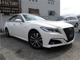 2018 Toyota Crown Hybrid G Sedan for sale, Japanese used car export - photo 8 of 43 | GULJI TRADERS