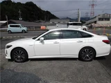 2018 Toyota Crown Hybrid G Sedan for sale, Japanese used car export - photo 11 of 43 | GULJI TRADERS
