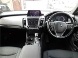 2018 Toyota Crown Hybrid G Sedan for sale, Japanese used car export - photo 18 of 43 | GULJI TRADERS